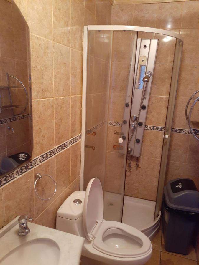 Hostal Backpackers Paradise Hostel Пунта-Аренас Екстер'єр фото